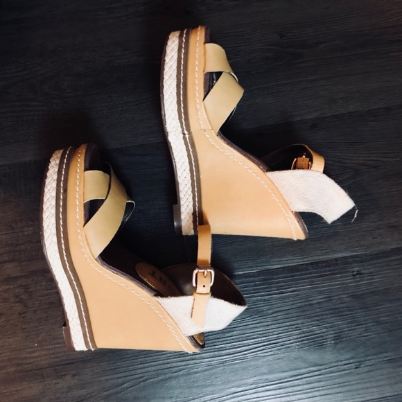 REPORT// EUC mustard strappy wedges - Picture 2 of 5